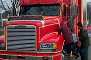 Der Truck macht neugierig (Foto: Martin Schmitz)